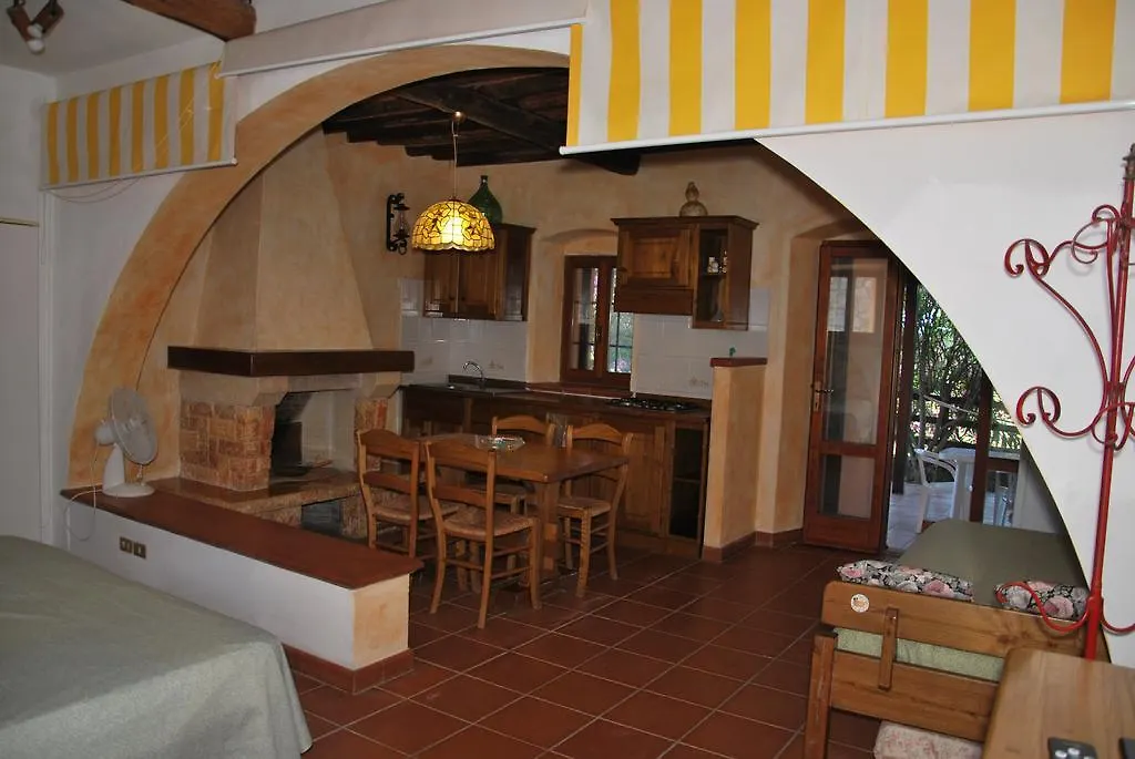 Casa Rosada - Piscina, Aria Condizionata, Terrazze E Posti Auto Apartment Marina di Campo