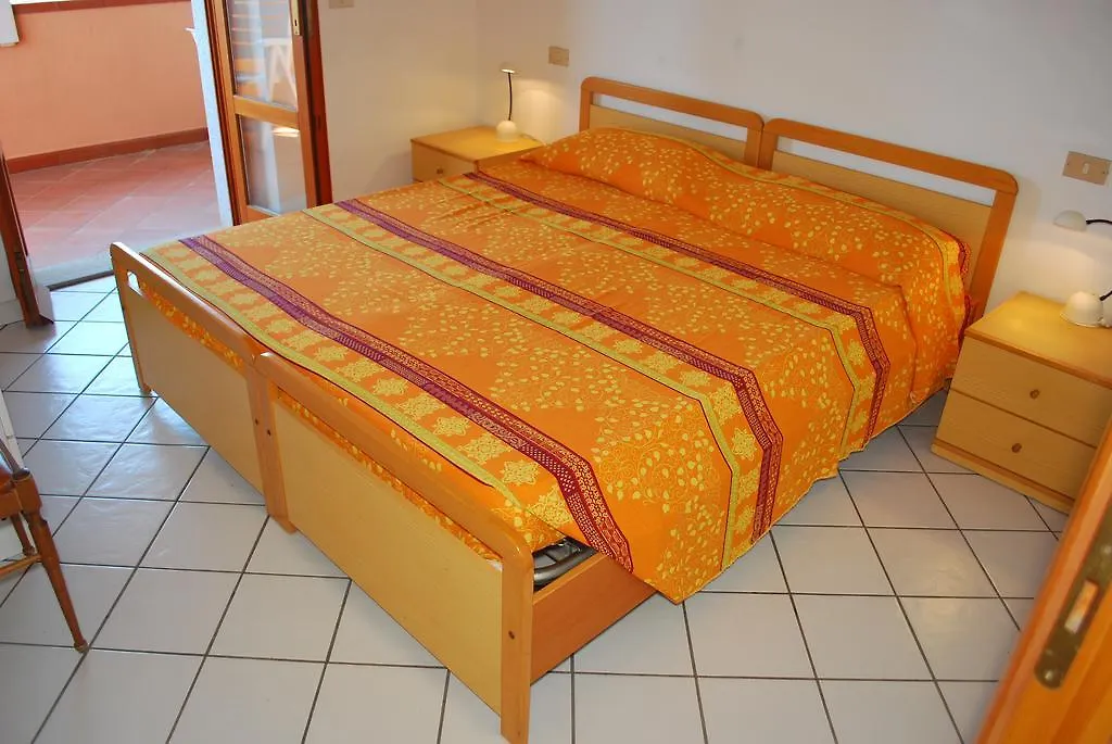 Casa Rosada - Piscina, Aria Condizionata, Terrazze E Posti Auto Apartment Marina di Campo 0*,